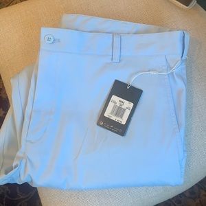 Nike. Men’s golf pants. Size 38.